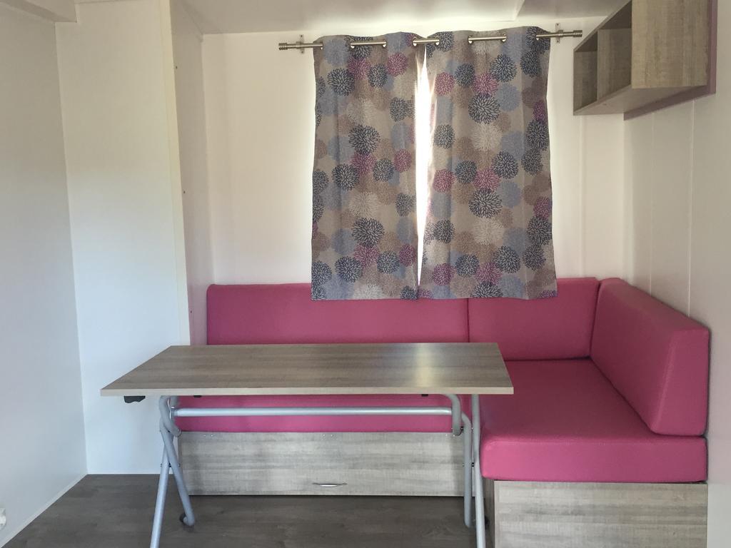 Camping Edy Diano Marina Bagian luar foto