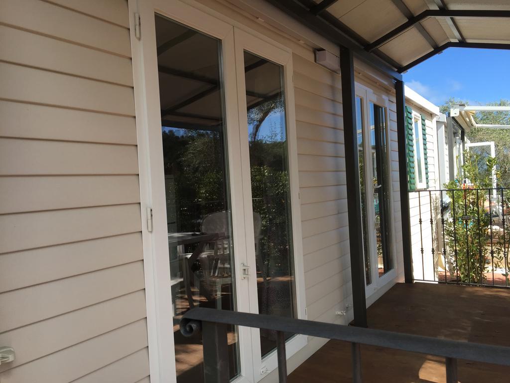 Camping Edy Diano Marina Bagian luar foto