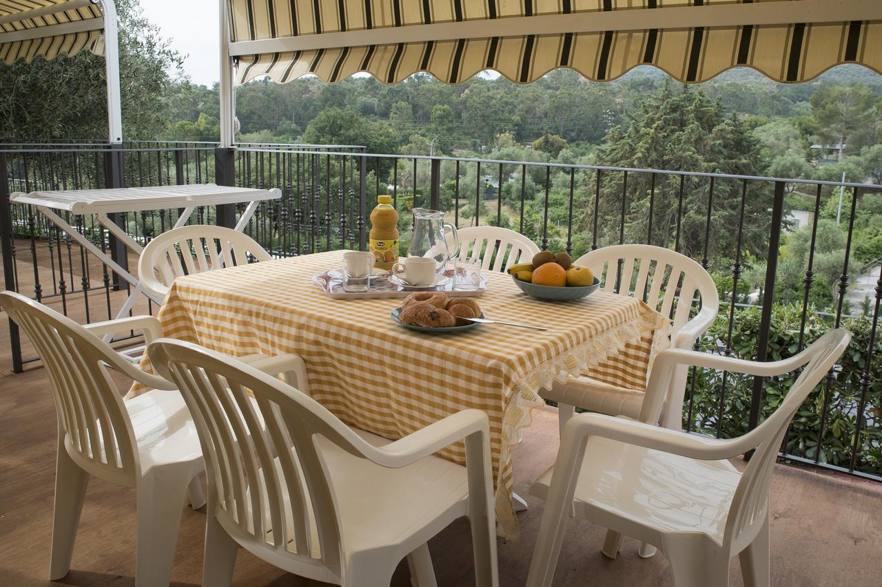 Camping Edy Diano Marina Bagian luar foto