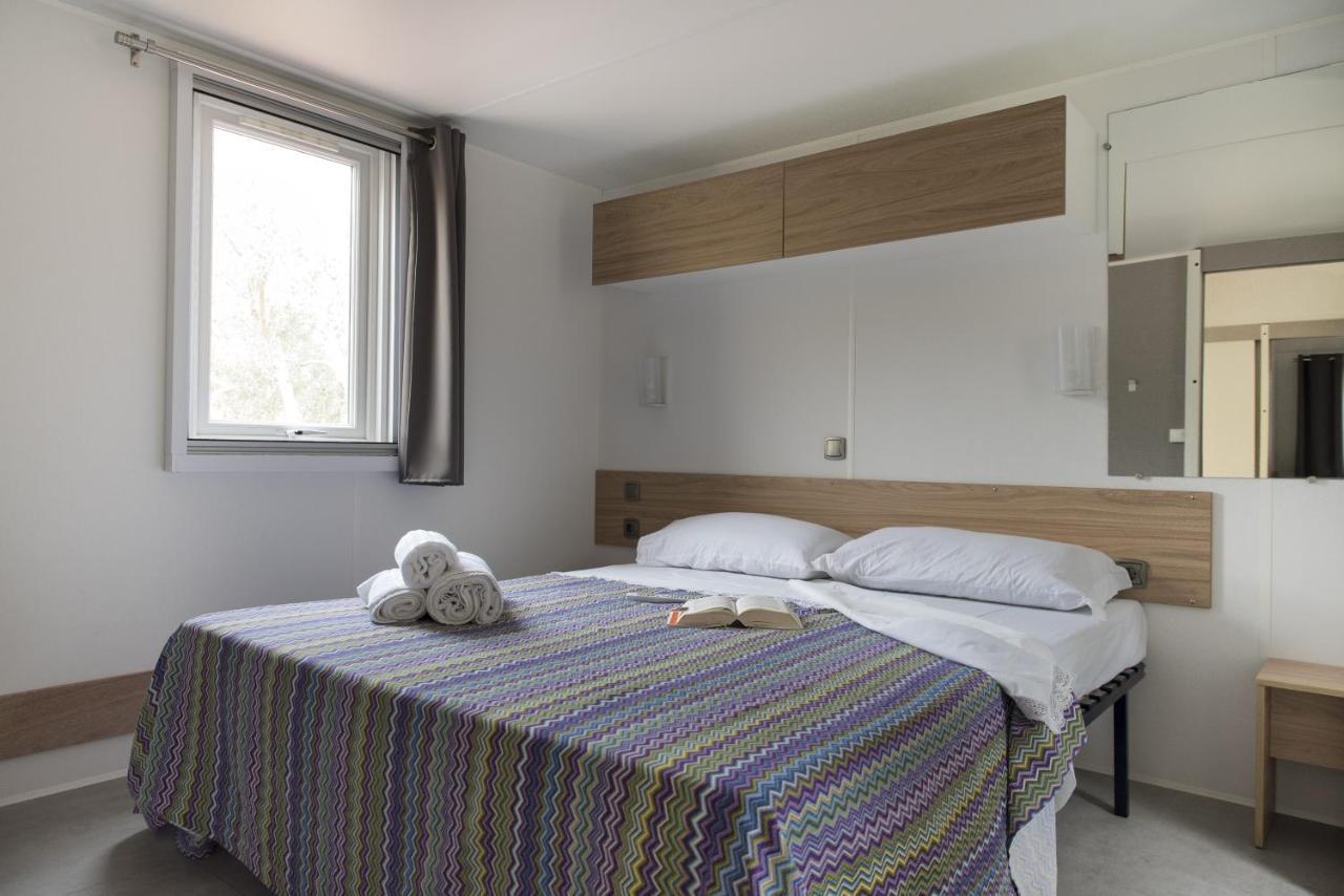 Camping Edy Diano Marina Bagian luar foto